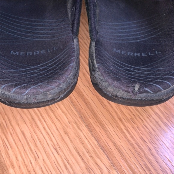 Black Crisscross Sandals - Picture 7 of 10